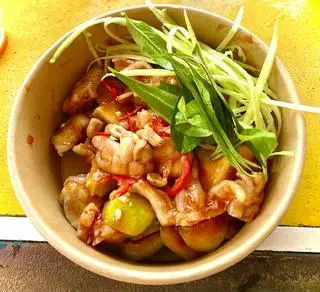 Hình ảnh Chân gà rút xương sốt me