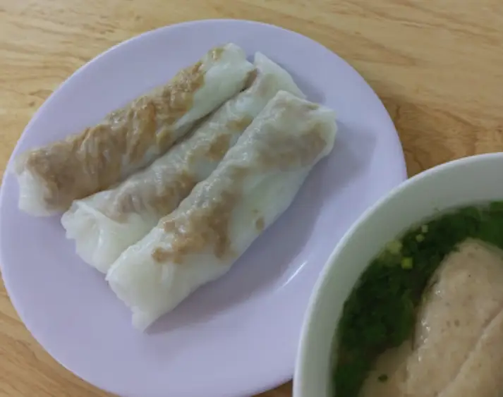 Hình ảnh Bánh cuốn suất 1 giò - 3 bánh