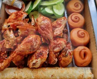 Hình ảnh Combo gà nướng 1 con