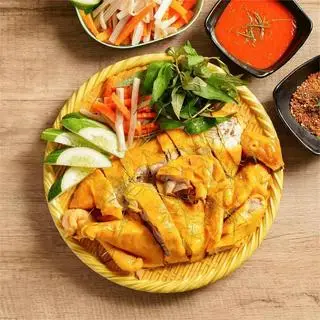 Hình ảnh Nửa con gà ủ muối