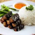 Hình ảnh Cơm Chả Lá Lốt - Đậu Phụ Sốt, Trứng Ốp