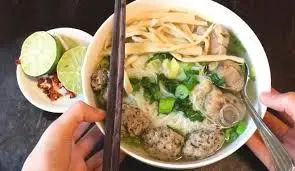 Hình ảnh Bún mọc sườn non giò