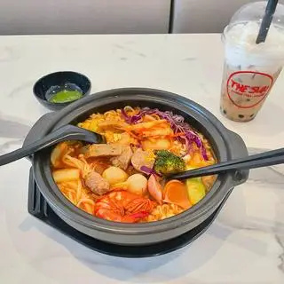 Hình ảnh Mì cay thập cẩm