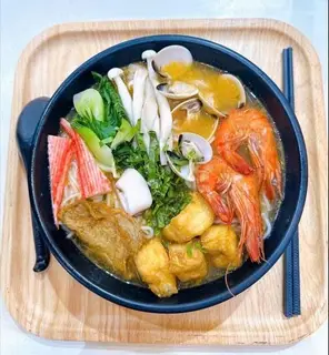 Hình ảnh Bún Thái hải sản