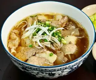 Hình ảnh Phở gầu