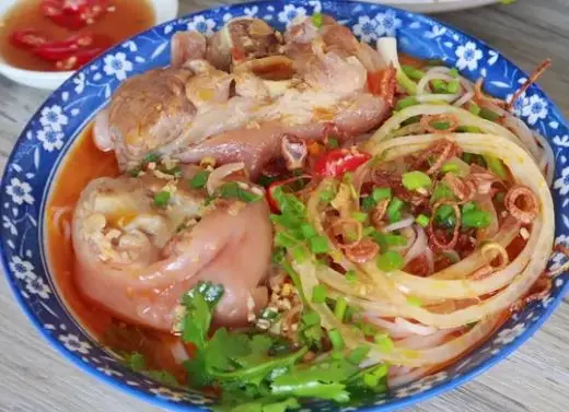 Hình ảnh Bún bò (giò-bò)