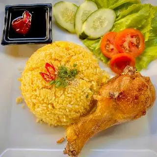 Hình ảnh Cơm đùi gà nhỏ