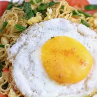 Hình ảnh Mì xào trứng
