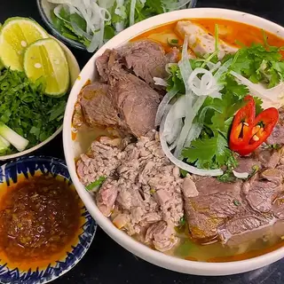 Hình ảnh Bún bò Huế bình thường
