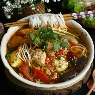 Hình ảnh Bún riêu tô đầy đủ