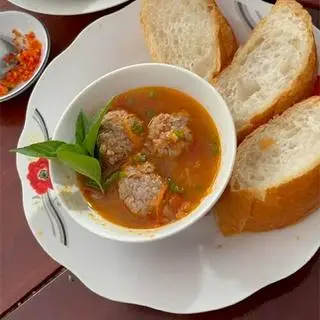 Hình ảnh Bánh mì xíu mại