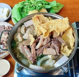 Hình ảnh Lẩu bò thập cẩm vừa - 3 người