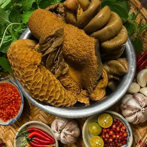 Hình ảnh Phá Lấu Bò Quỳnh Phương - Lê Công Phép