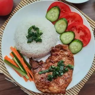 Hình ảnh Cơm sườn miếng nướng
