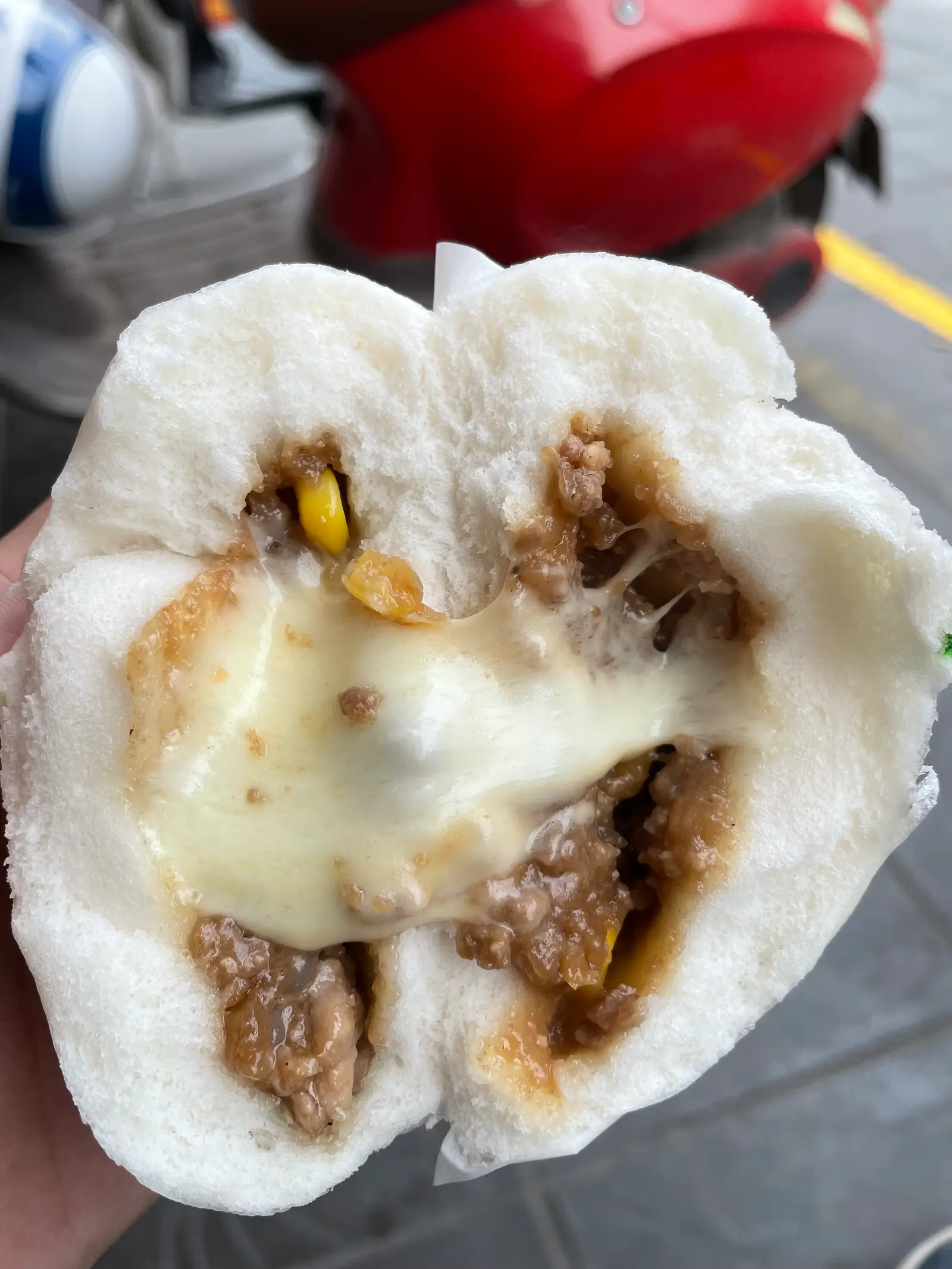 Hình ảnh Bánh bao bò phô mai