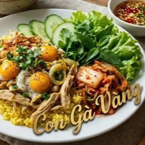 Hình ảnh Con Gà Vàng - Cơm Gà Xé & Gà Hấp Mắm Nhĩ - Nguyễn Duy Trinh