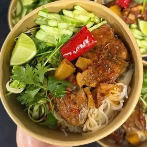 Hình ảnh BÚN CÁ NGỪ CAY MIỀN TRUNG - Đường Số 2