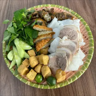 Hình ảnh Bún đậu đầy đủ