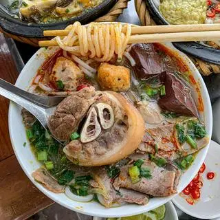 Hình ảnh Bún riêu giò khoanh