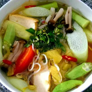 Hình ảnh Canh Chua Chay Nấm Hộp 1 đến 2 người ăn