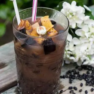 Hình ảnh Chè đậu đen cốt dừa trân châu thạch đen