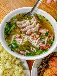 Hình ảnh Phở ba chỉ