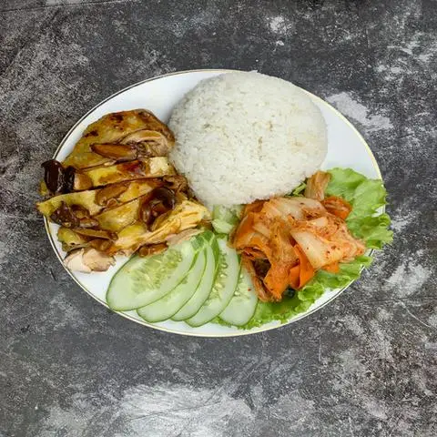 Hình ảnh Cơm Đùi Gà Cát Tường - Phú Minh