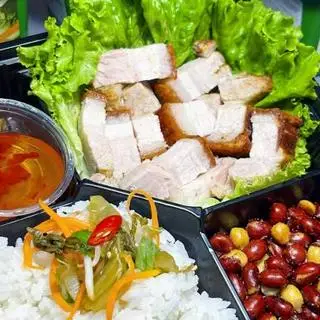 Hình ảnh Cơm heo quay