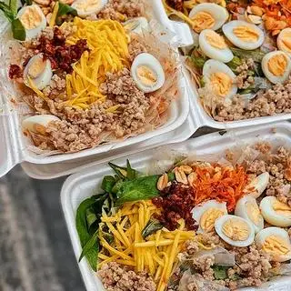 Hình ảnh Bánh tráng thịt bằm tóp mỡ