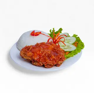 Hình ảnh Cơm gà sốt cay nóng