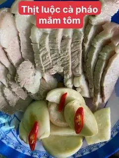 Hình ảnh Cơm thịt luộc cà pháo mắm tôm