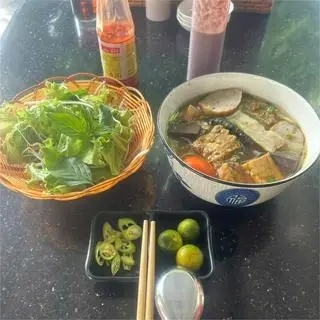Hình ảnh Bún riêu cua - tô đặc biệt