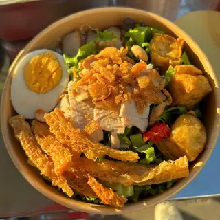Hình ảnh Bún nước tương thập cẩm - trứng luộc sườn cay