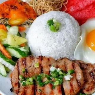 Hình ảnh Cơm sườn bì trứng