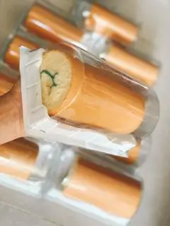 Hình ảnh Bánh bông lan cuộn nhỏ