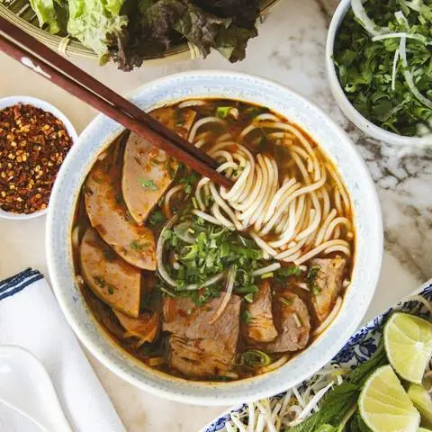 Hình ảnh Bún Bò Huế O Thu Vỹ Dạ - Nguyễn Ảnh Thủ