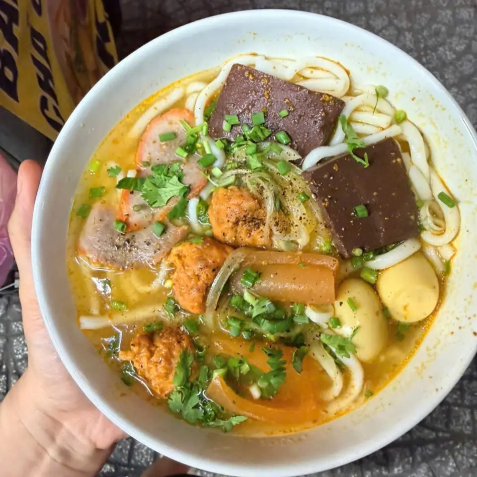 Hình ảnh Bánh Canh Chả Cua Nhà Muối - Bạch Đằng