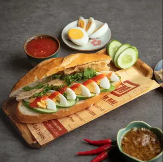 Hình ảnh Bánh mì trứng luộc