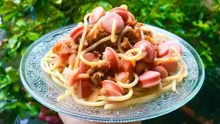 Hình ảnh Mì Ý mực xúc xích