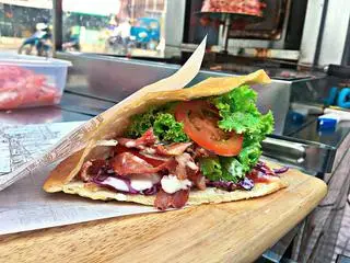 Hình ảnh Bánh mì kebab Măm Măm Bread