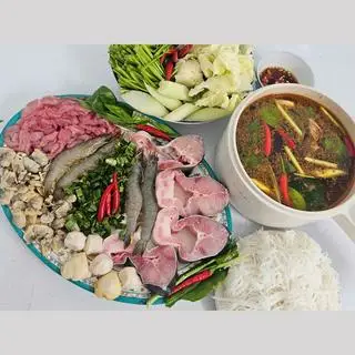 Hình ảnh Lẩu Thái thập cẩm - lớn - cá basa