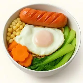 Hình ảnh Mì trộn xúc xích trứng