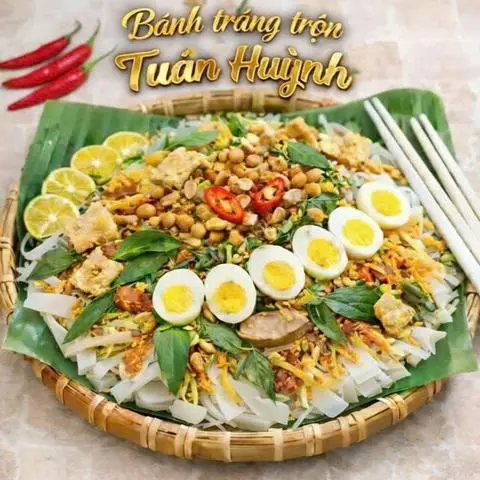 Hình ảnh Bánh Tráng Trộn Tuấn Huỳnh - Bánh Tráng Trộn & Lạp Xưởng Nướng Đá - Nguyễn Văn Luông