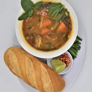 Hình ảnh Bò kho bánh mì