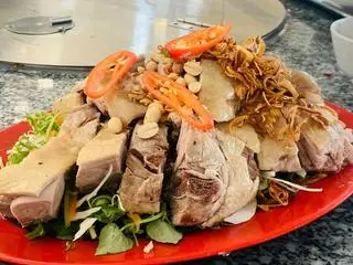Hình ảnh Gỏi vịt góc tư - ức