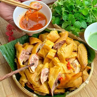 Hình ảnh Gà ri ủ muối tiêu - nguyên con