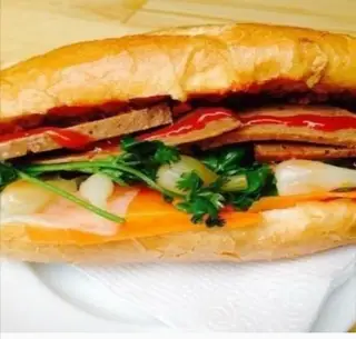 Hình ảnh Bánh mì pate giò