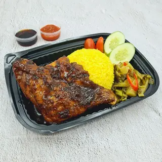 Hình ảnh Cơm gà xốt tiêu đen
