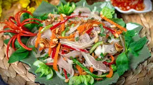 Hình ảnh Nộm tai heo