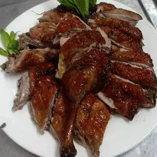 Hình ảnh Vịt quay 1/2 con